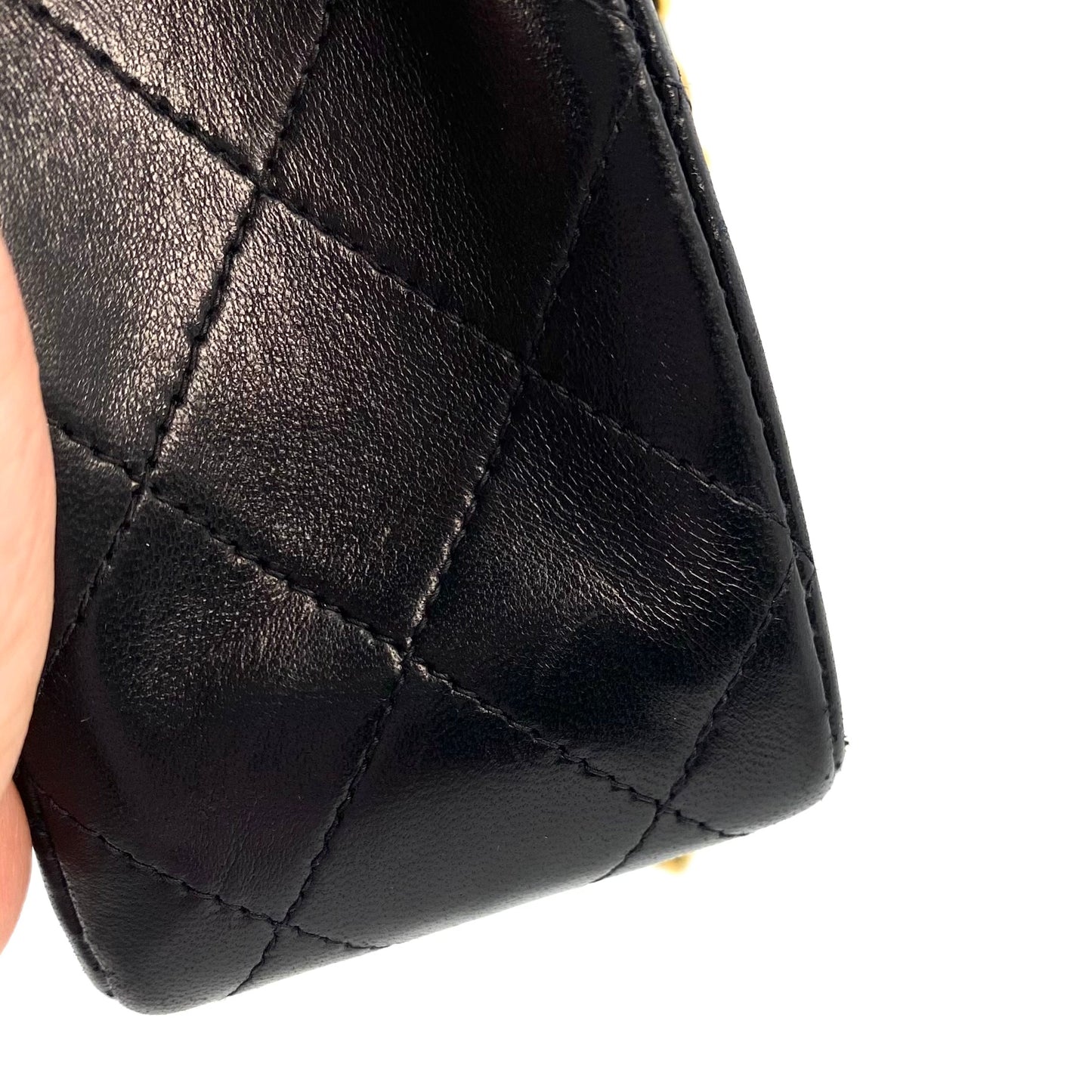 Shin, 5 Series Medium Classic Flap Black Lambskin with seal and card