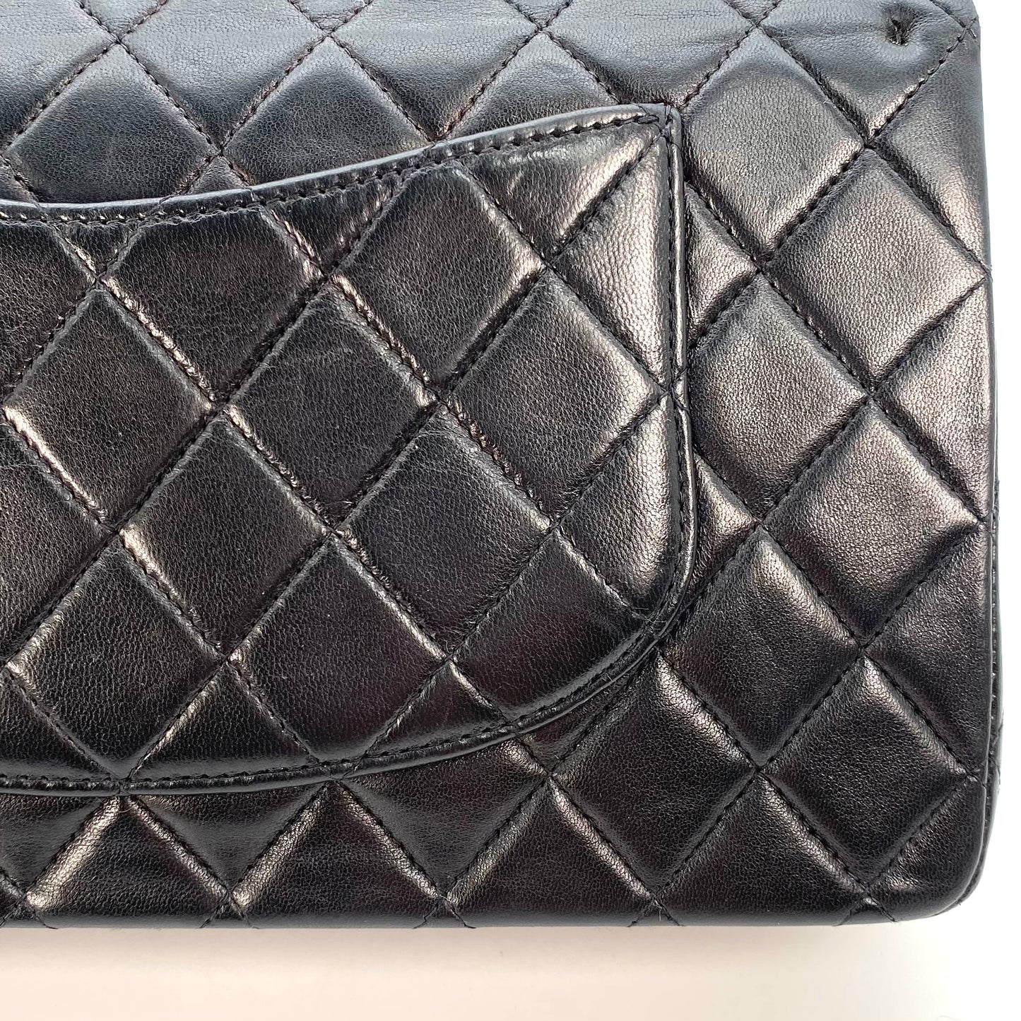 Shin, 5 Series Medium Classic Flap Black Lambskin with seal and card