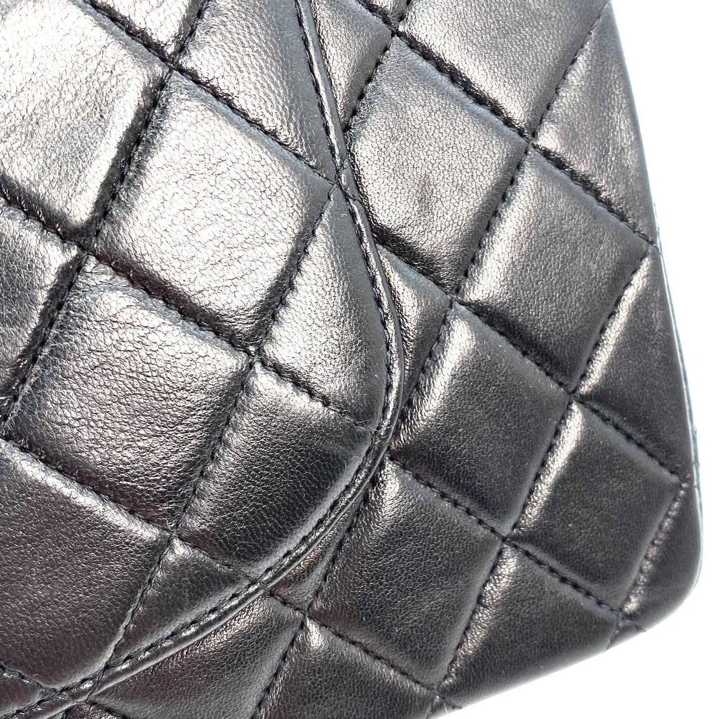 Shin, 5 Series Medium Classic Flap Black Lambskin with seal and card