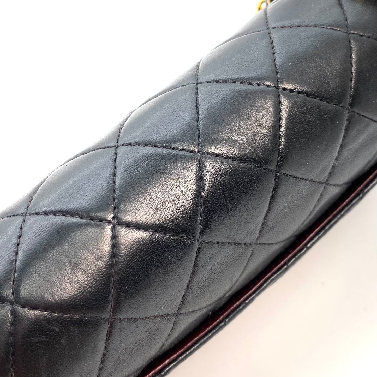 Shin, 5 Series Medium Classic Flap Black Lambskin with seal and card