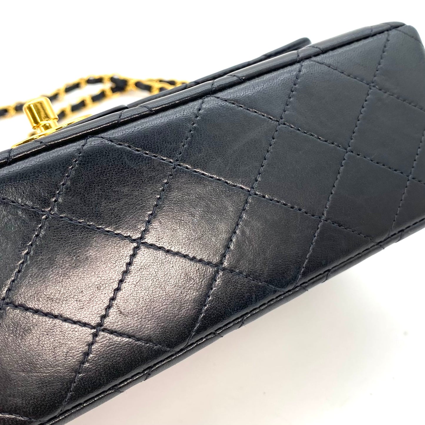 Shin, 5 Series Medium Classic Flap Black Lambskin with seal and card