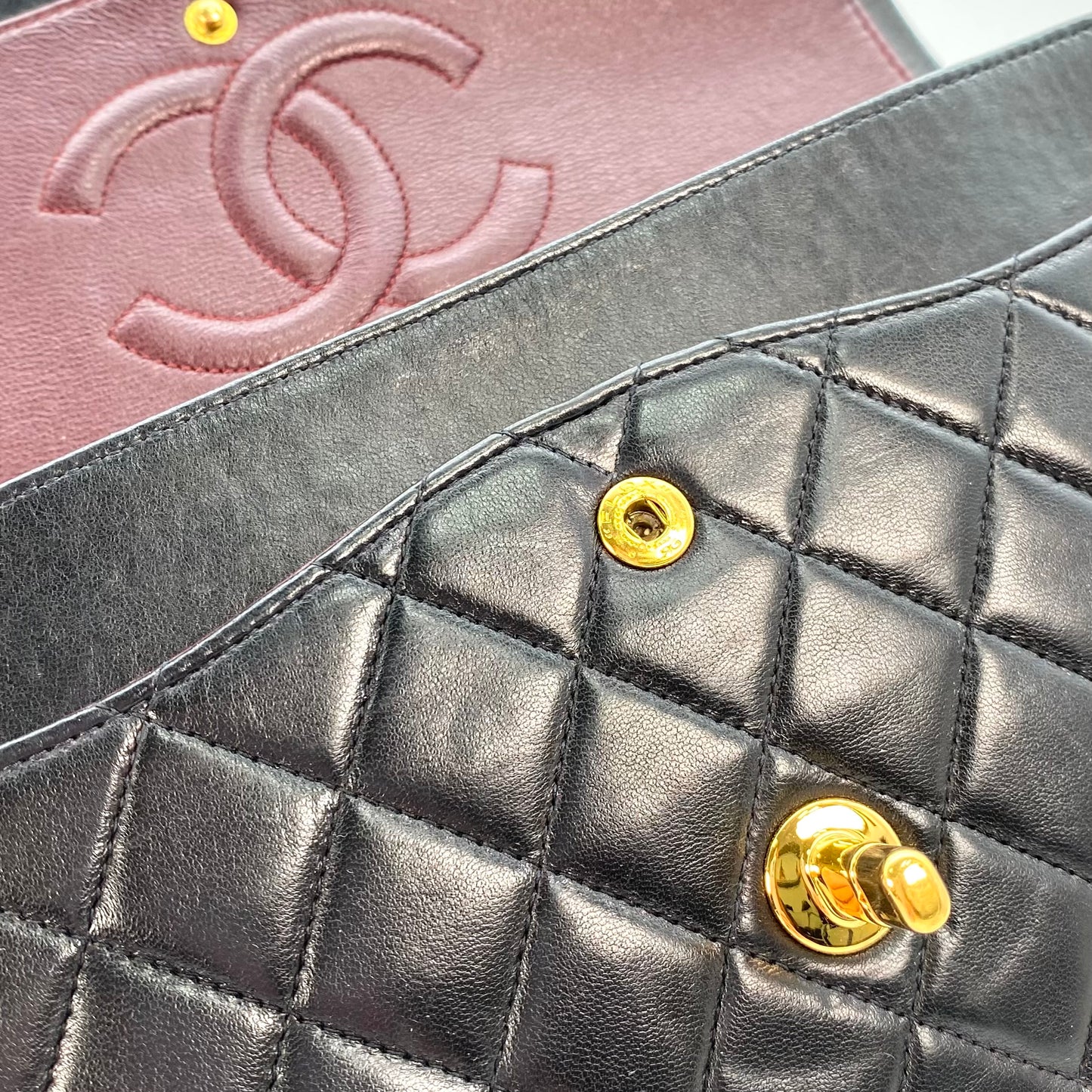 Shin, 5 Series Medium Classic Flap Black Lambskin with seal and card