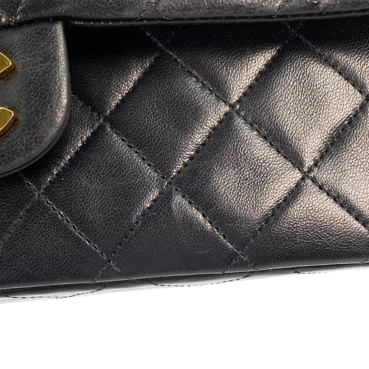 Kieran, 0 Series Small Classic Flap Black Lambskin with seal and card