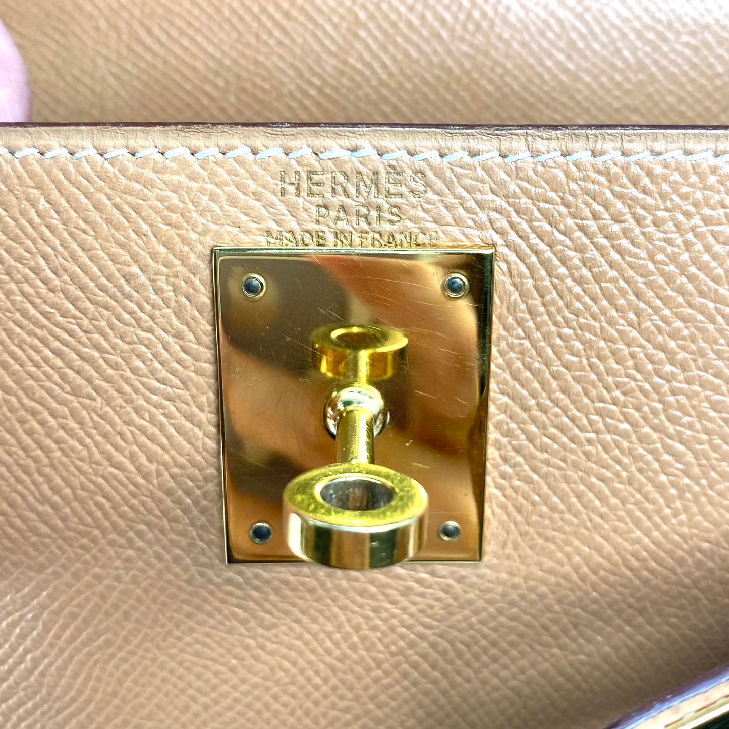 Wade, 1994 Kelly 28 Retourne Naturel Couchevel Gold Hardware with stamp 〇X