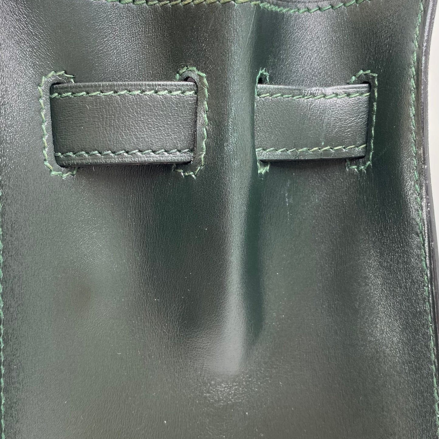 Clea, 1992 Kelly 32 Sellier Vert Box Gold Hardware with stamp OV