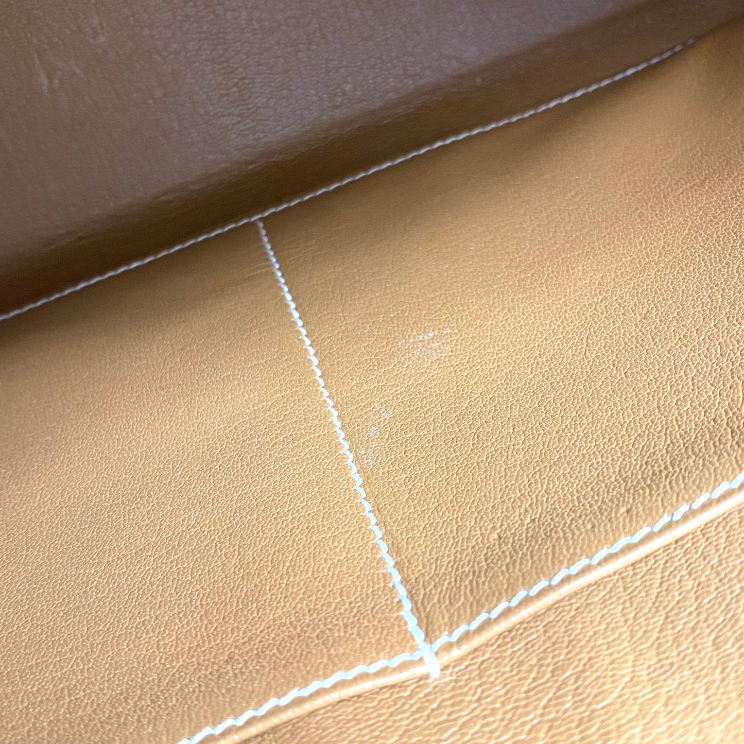Wade, 1994 Kelly 28 Retourne Naturel Couchevel Gold Hardware with stamp 〇X