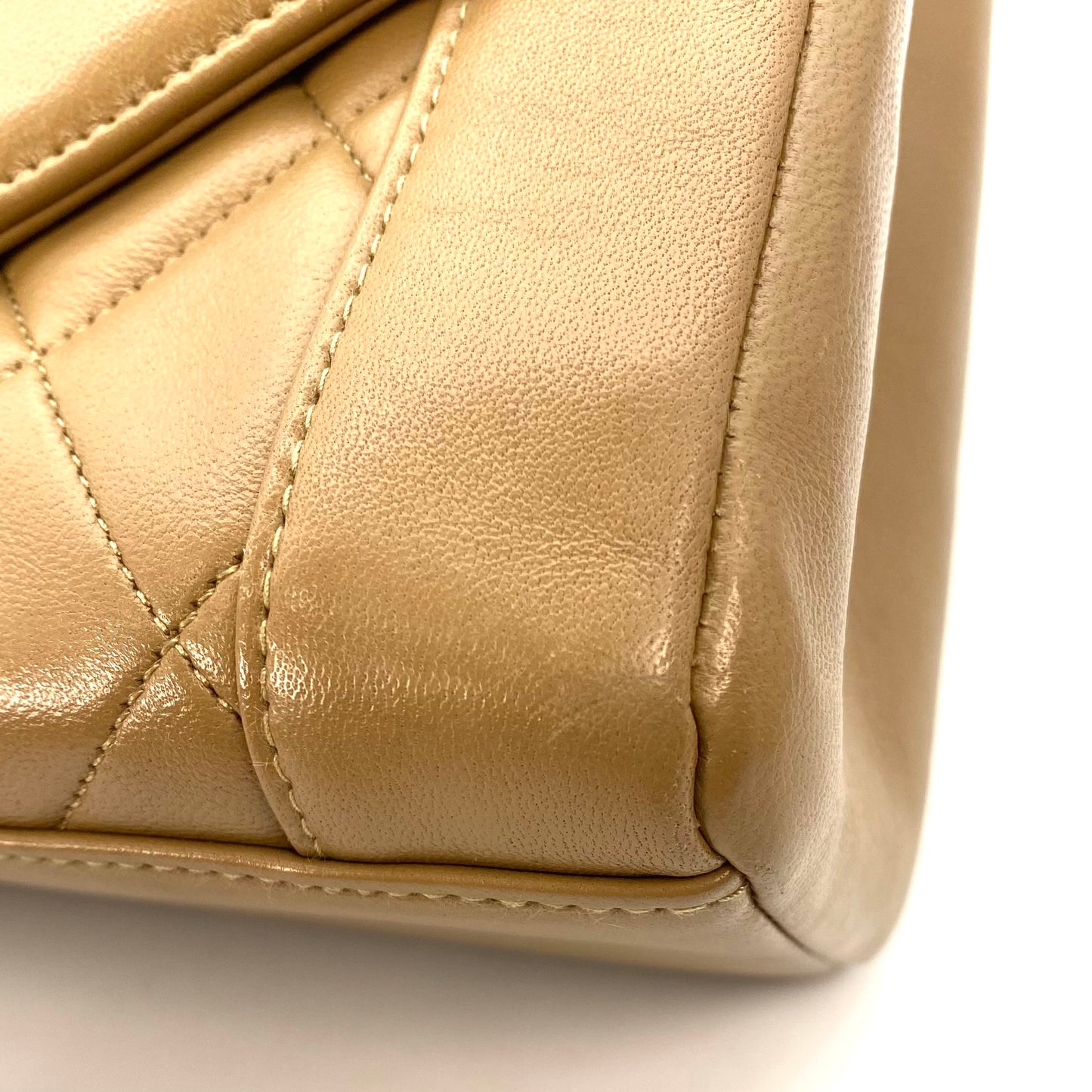 Lucius, 1 Series Tab Border Dark Beige Lambskin Flap with seal and card