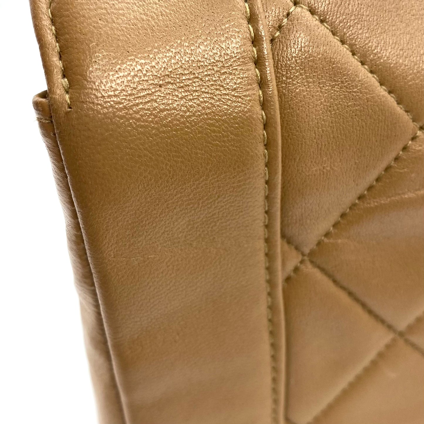 Lucius, 1 Series Tab Border Dark Beige Lambskin Flap with seal and card