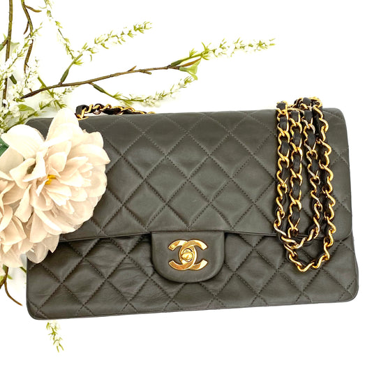 Salem, Vintage Authentic Chanel 3 series medium classic flap gray classic flap with seal and card