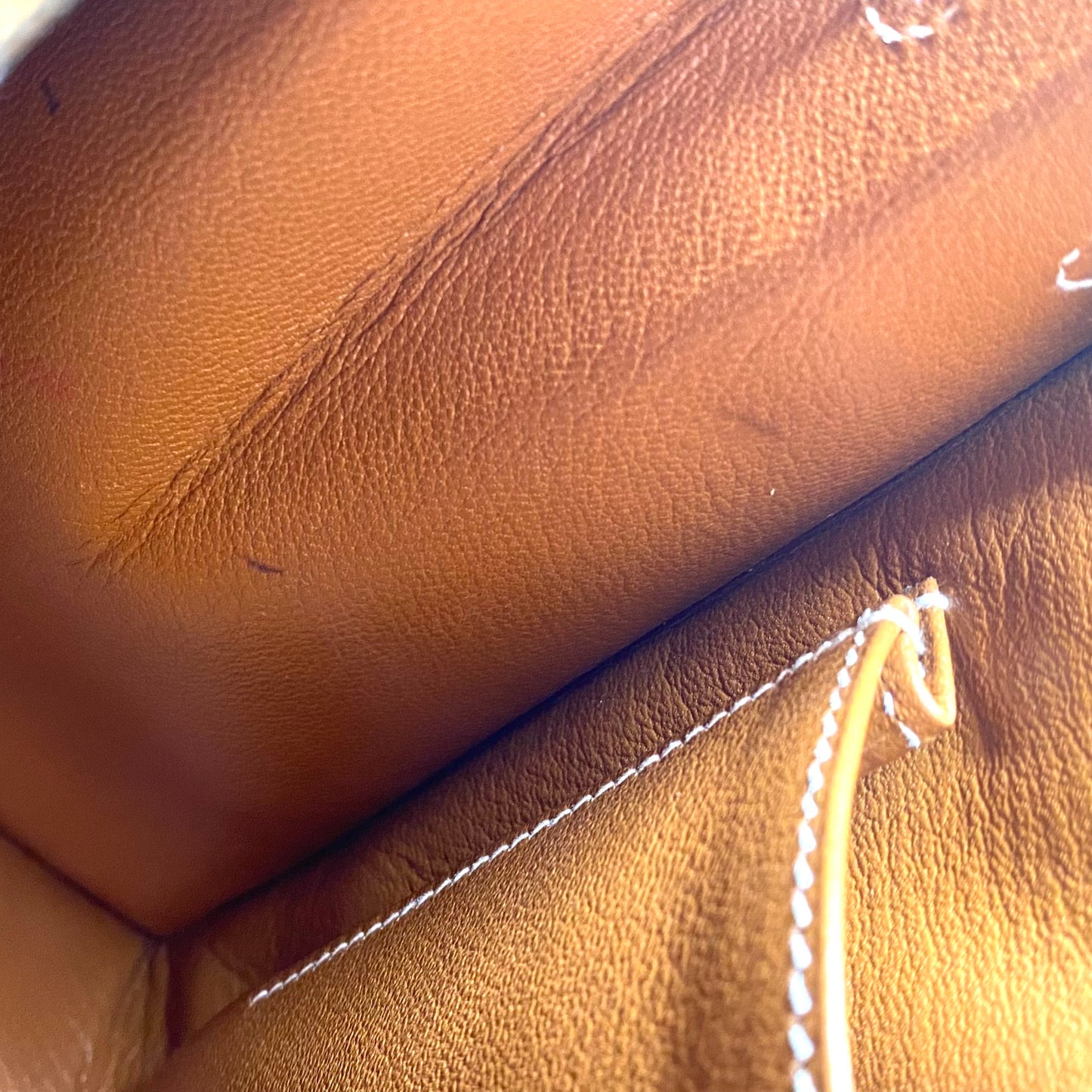 Attila, 1992 Kelly 32 Sellier Gold Courchevel with stamp 〇V