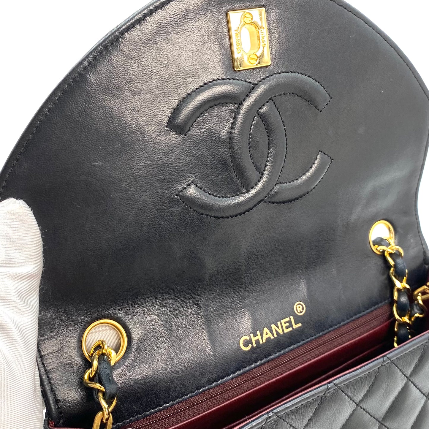 Thabo, 1 Series Half Moon Black Lambskin with seal and card