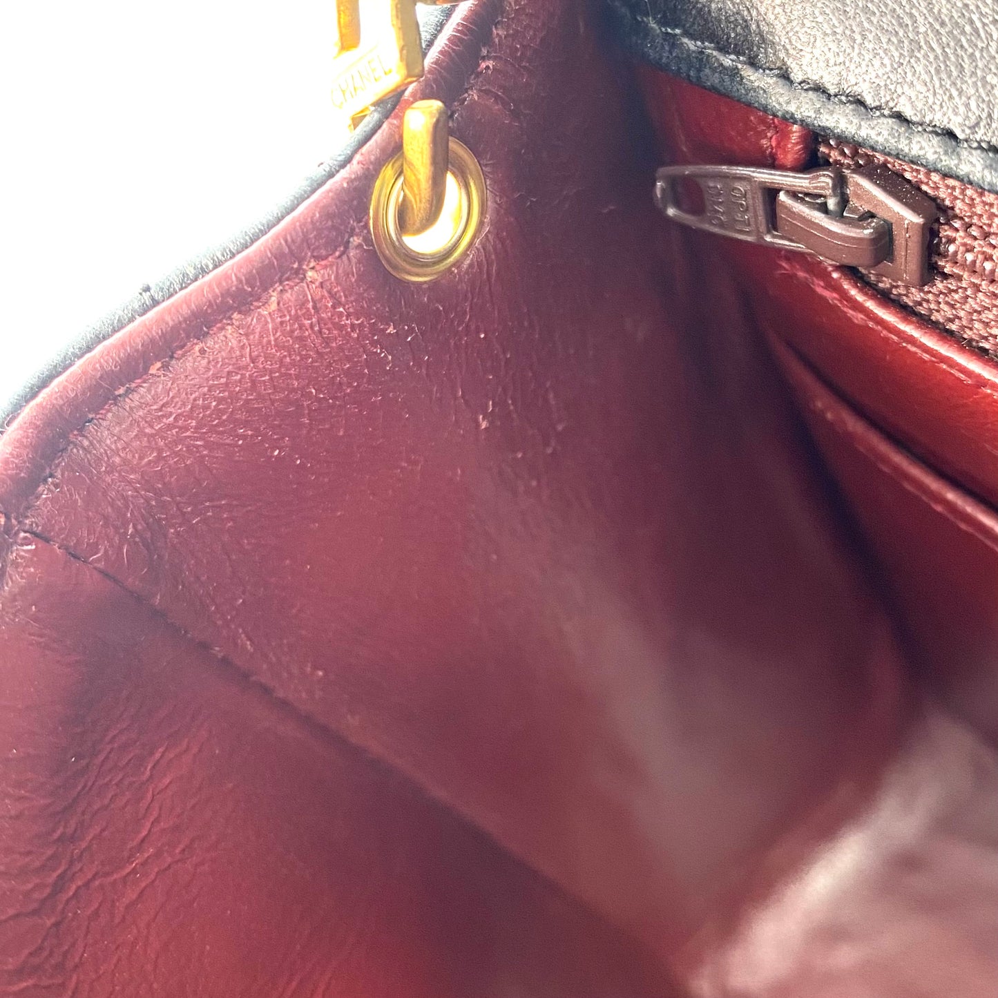 Thabo, 1 Series Half Moon Black Lambskin with seal and card