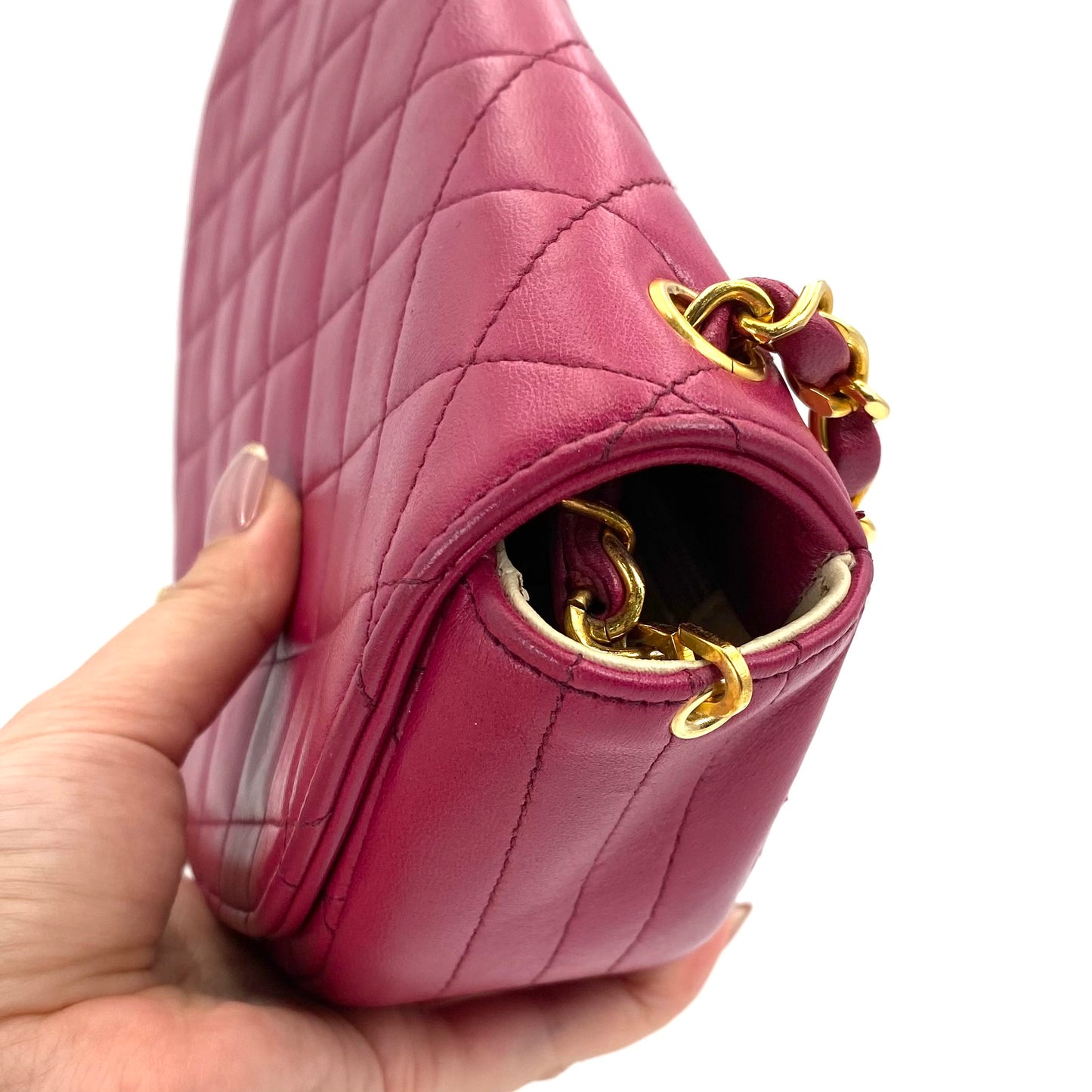 Ursa, 0 Series Magenta Lambskin Single Flap with seal and card