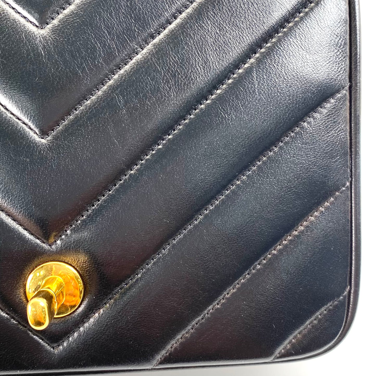 Kalvino, 2 Series Chevron Bijou Black Lambskin with seal and card