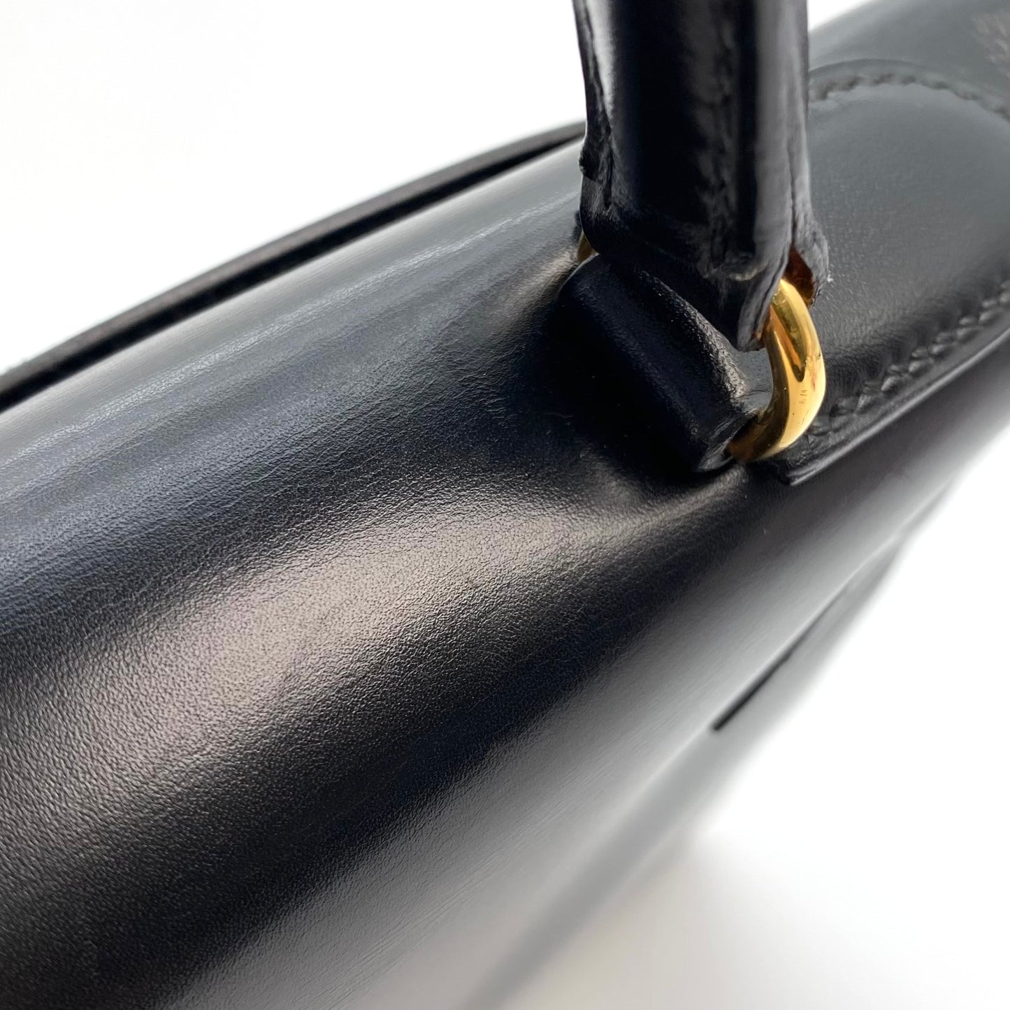 Nisa, 1991 Kelly 32 Retourne Black Boxcalf with stamp 〇U