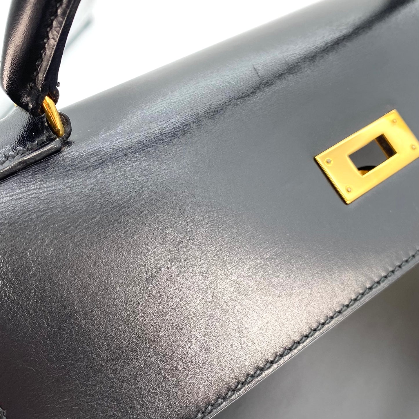 Nisa, 1991 Kelly 32 Retourne Black Boxcalf with stamp 〇U