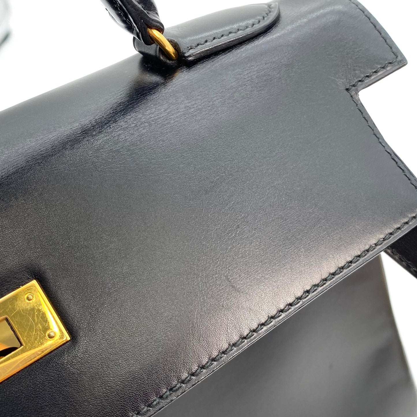 Nisa, 1991 Kelly 32 Retourne Black Boxcalf with stamp 〇U