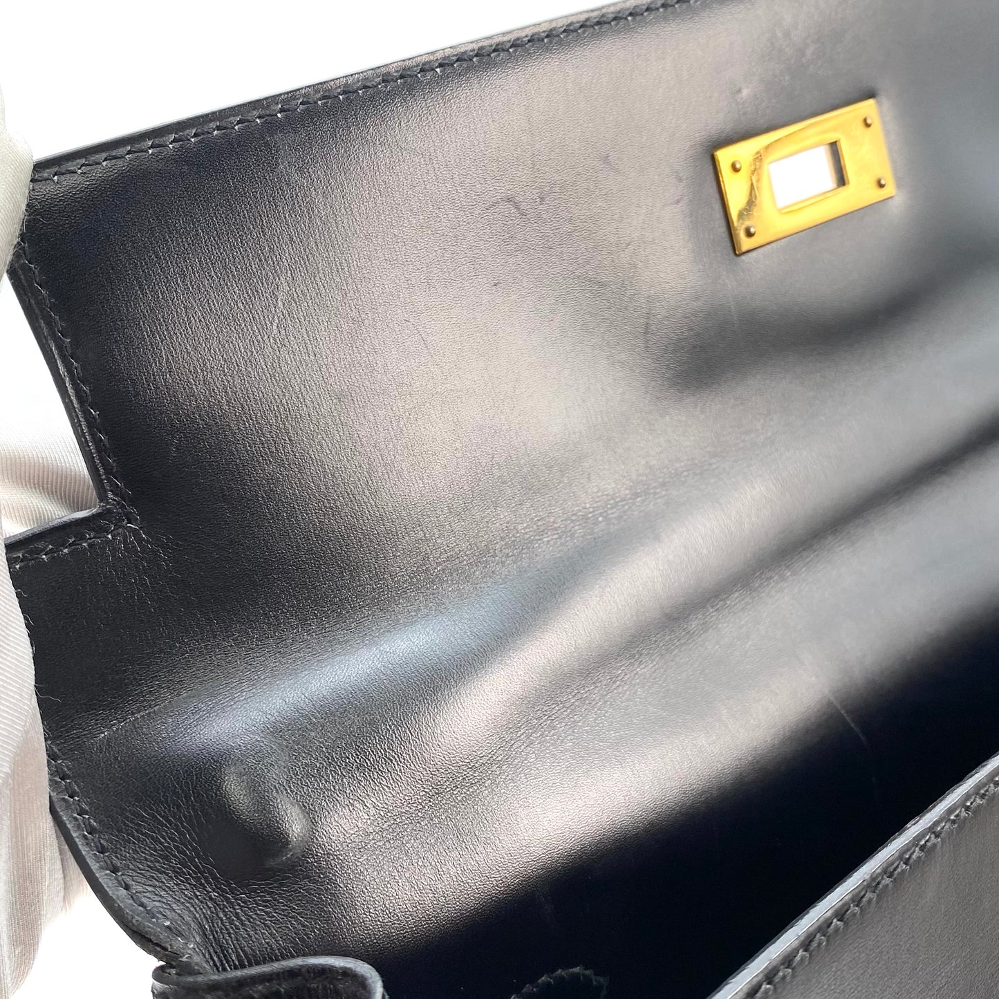 Nisa, 1991 Kelly 32 Retourne Black Boxcalf with stamp 〇U