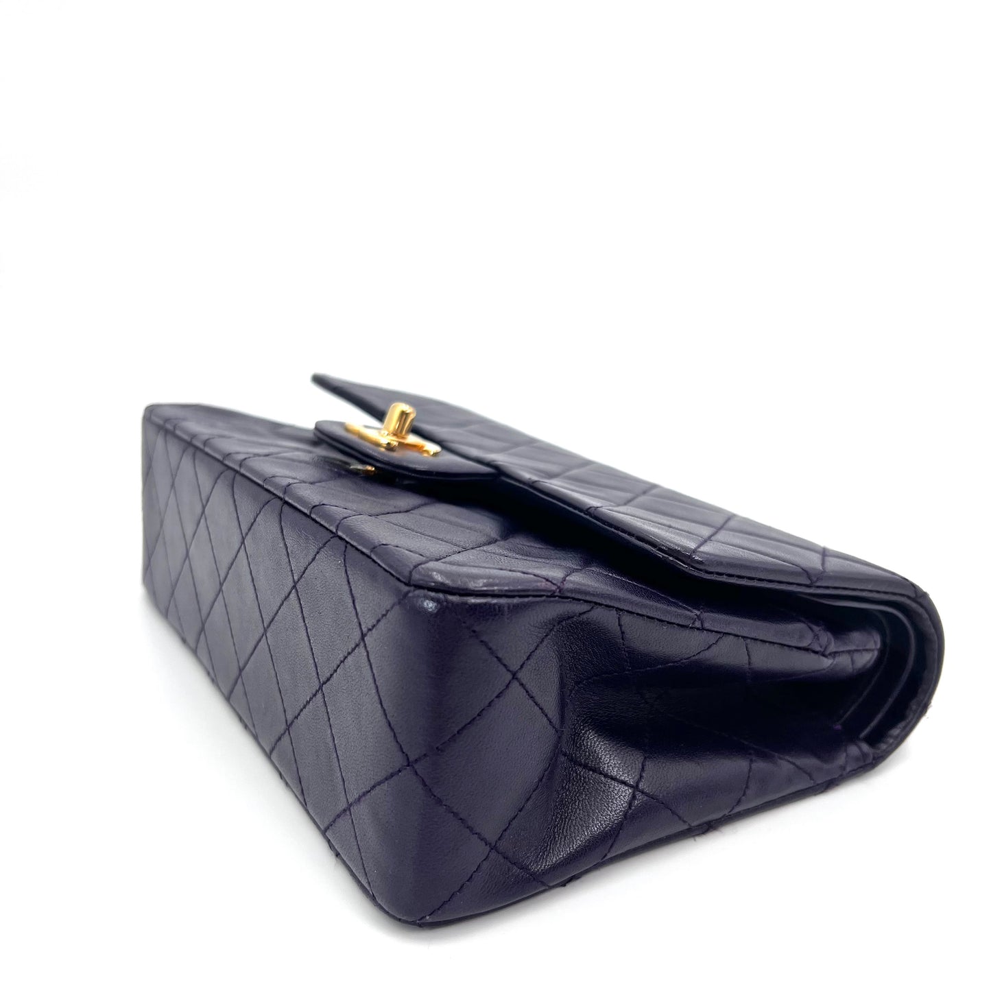 Kalya, 1 series small classic flap purple lambskin with seal and card