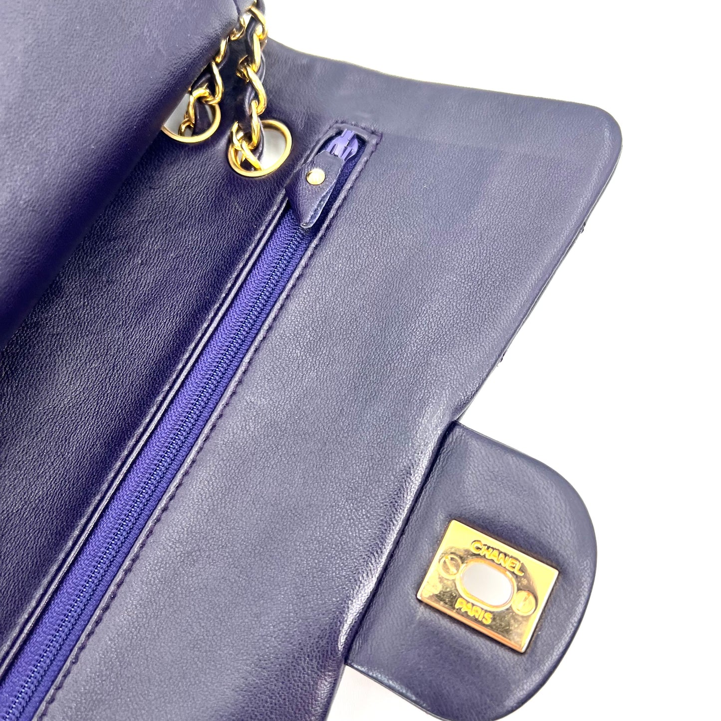 Kalya, 1 series small classic flap purple lambskin with seal and card