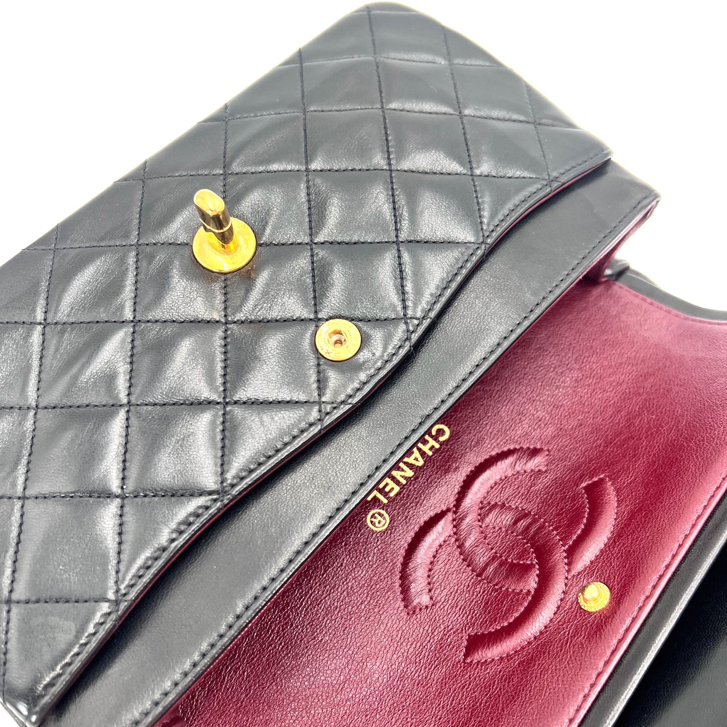 Engelbert, 3 series small classic flap black lambskin with seal only