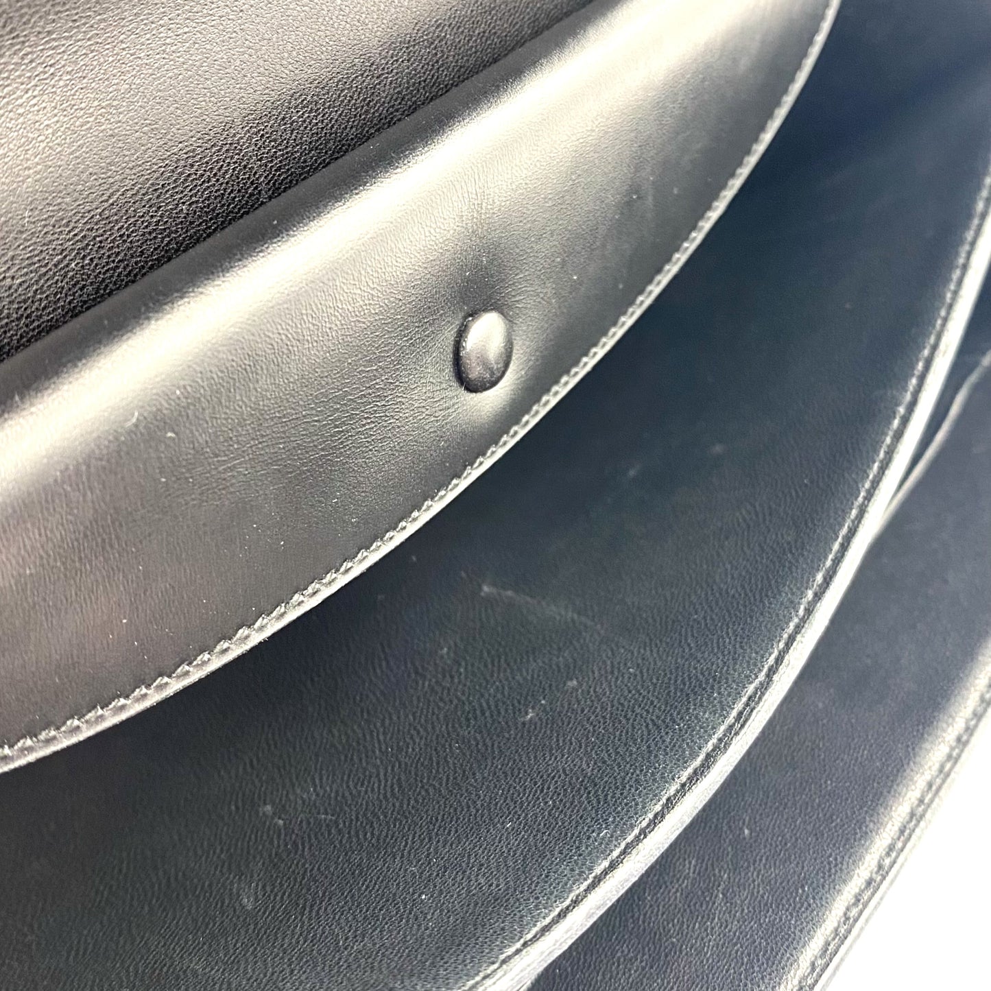 Gala, 1977 box calf black leather GHW with stamp 〇G