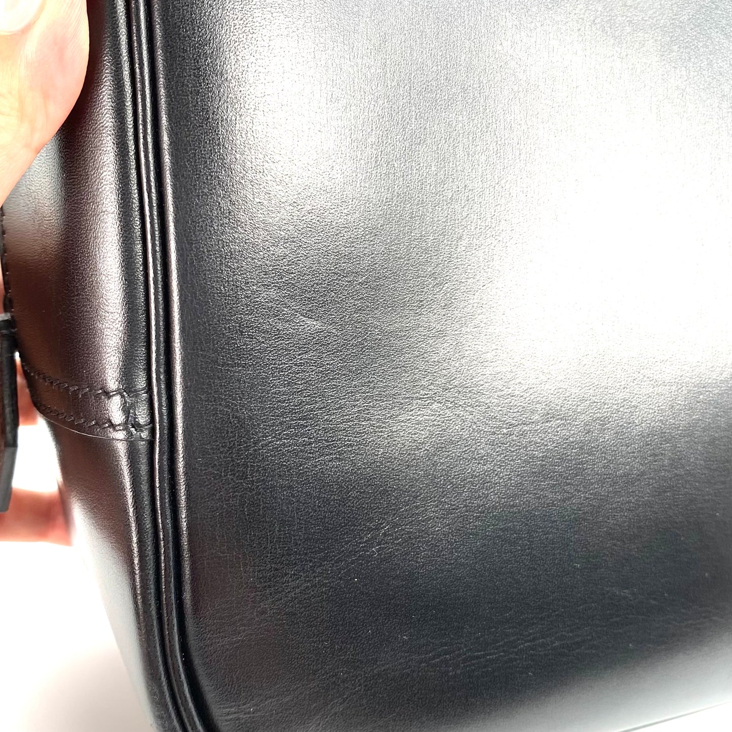 Jude, 2002 Plume 28 Black with stamp □F