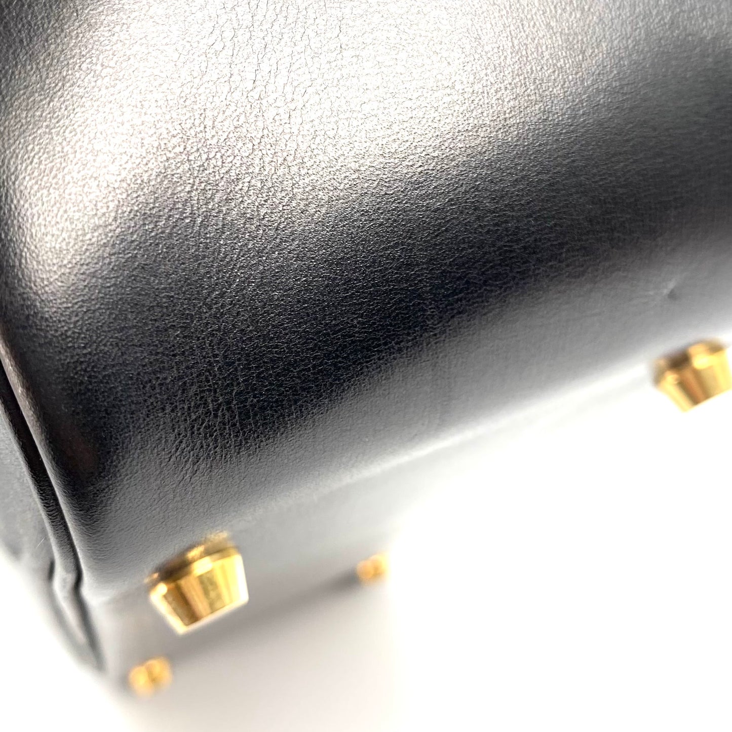 Jude, 2002 Plume 28 Black with stamp □F