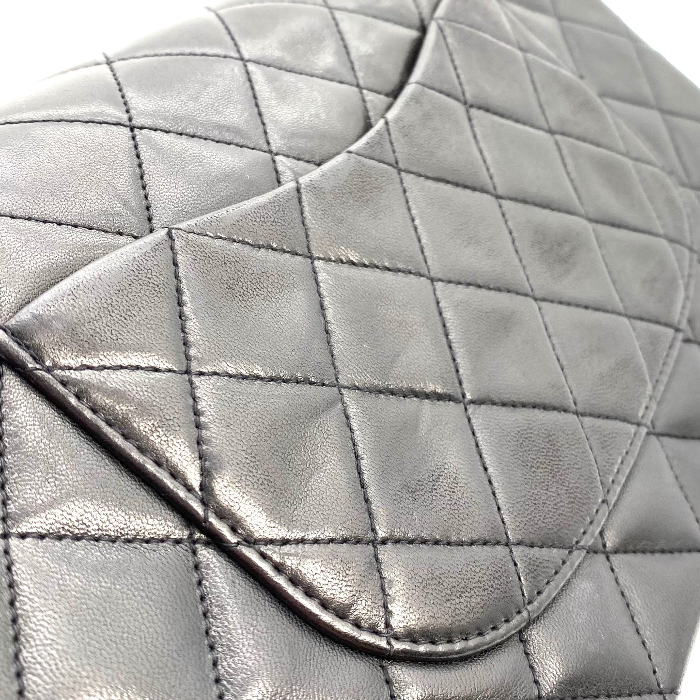 Ryder, 3 Series Medium Classic Flap Black Lambskin with seal and card