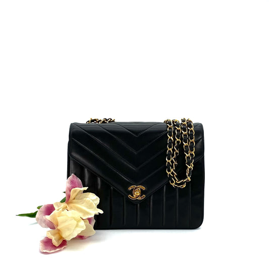 Jace, 2 Series Chevron Black Lambskin with seal and card