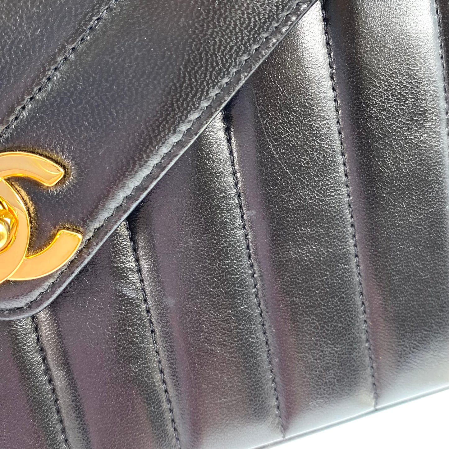 Jace, 2 Series Chevron Black Lambskin with seal and card
