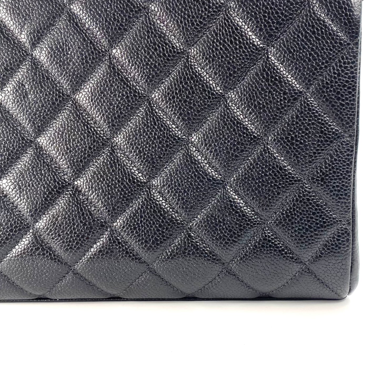 Nalani, 4 Series Kisslock Caviar Tote with seal and card