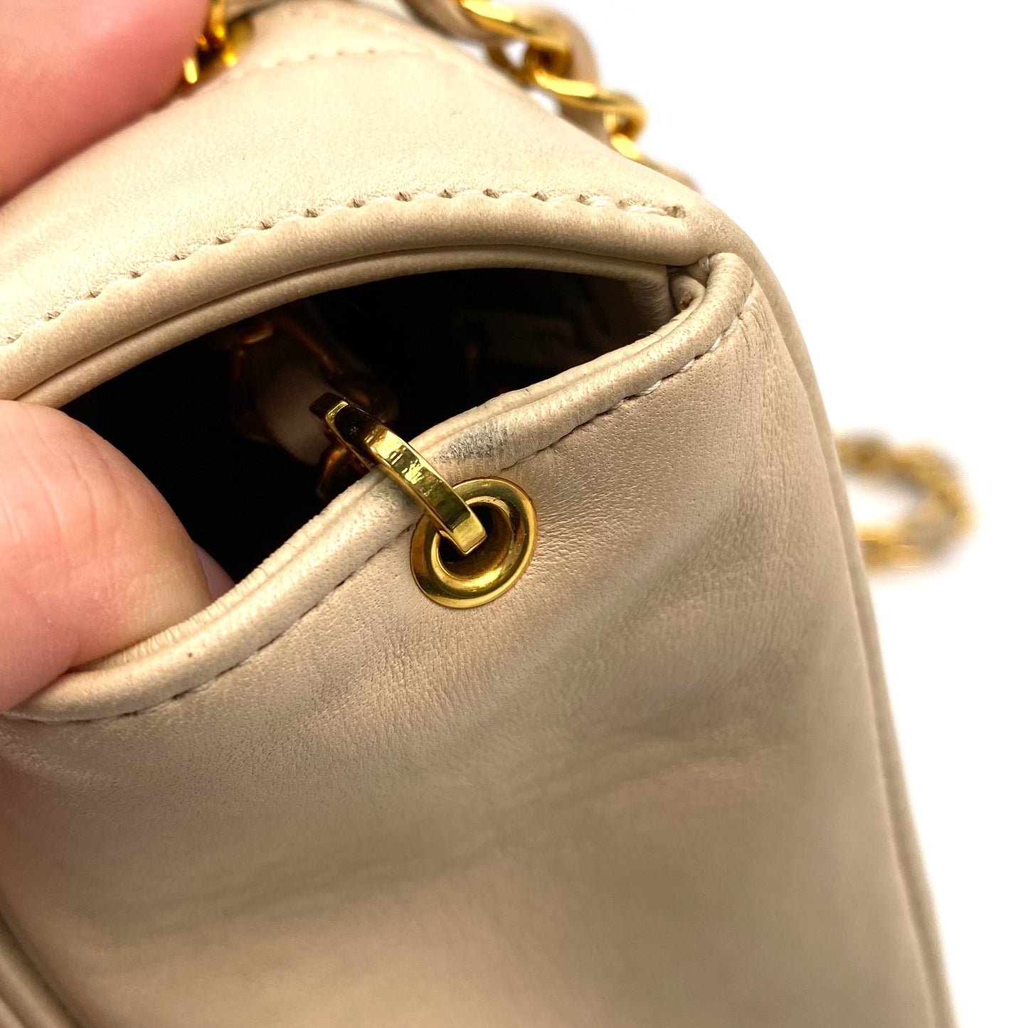 Valery, 2 Series Medium Diana Beige Lambskin with seal and card