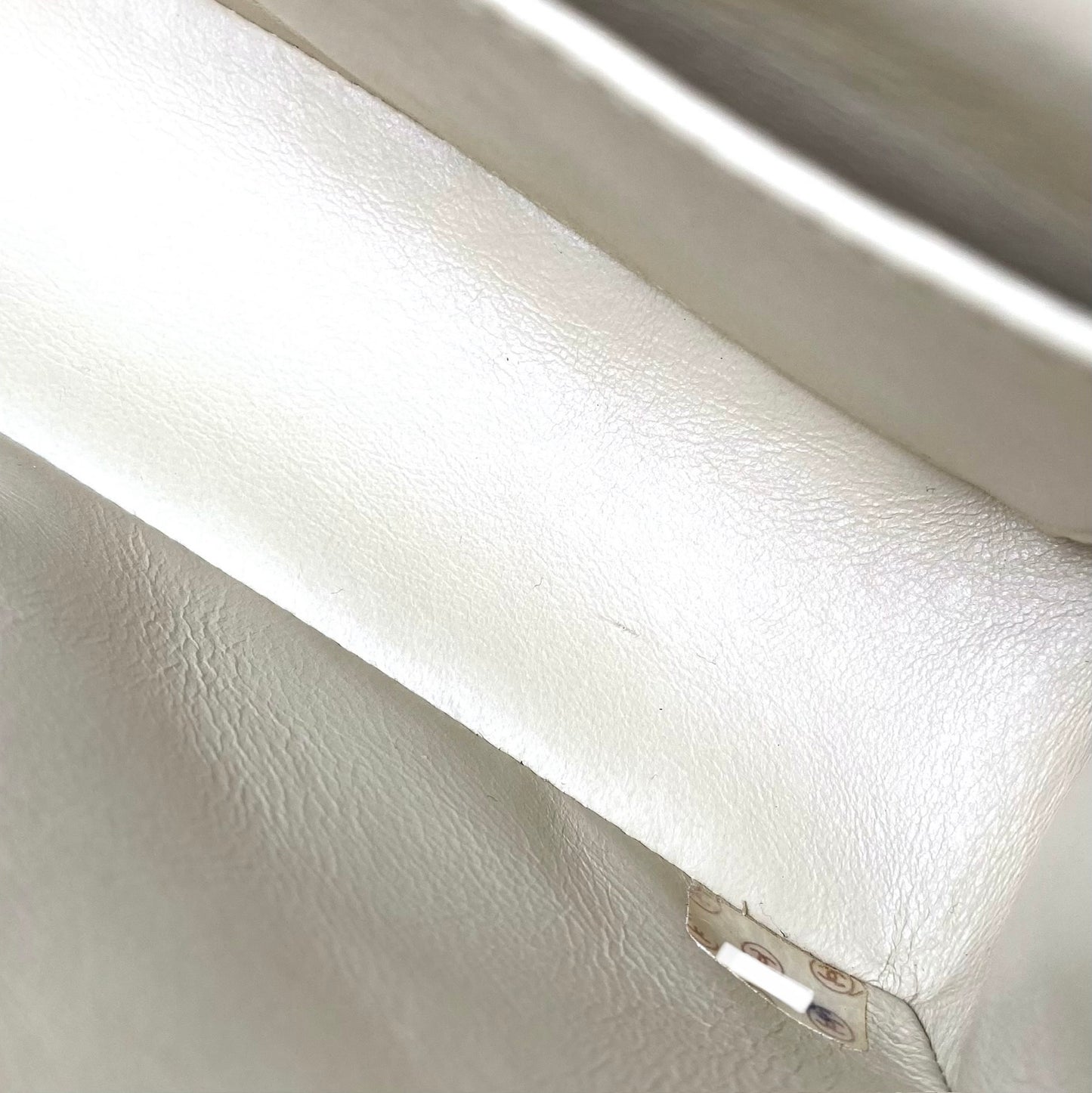 Valery, 2 Series Medium Diana Beige Lambskin with seal and card