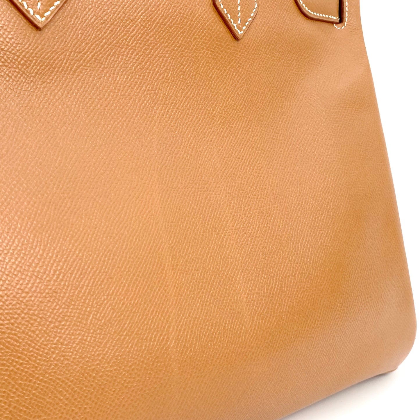 Cassie, 2001 HAC 32 Gold Couchevel Gold Hardware with stamp □E