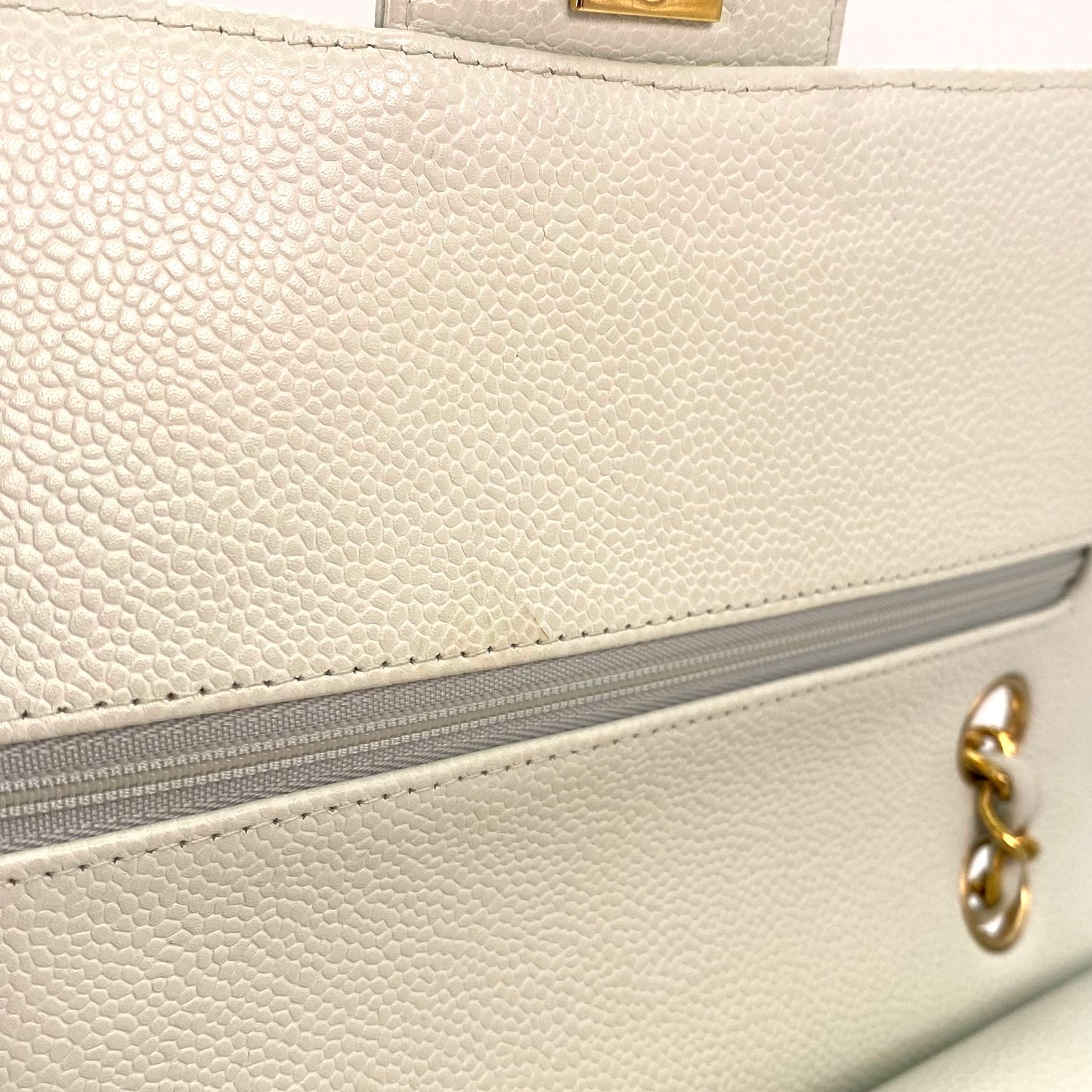 Zoya, 8 Series Medium Classic Flap Light White Caviar with seal only