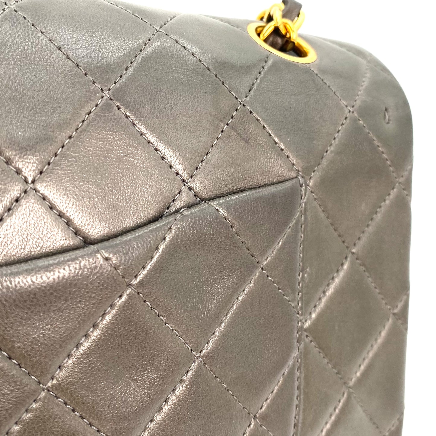 Samara, 3 Series Medium Classic Flap Grey Lambskin with seal and card