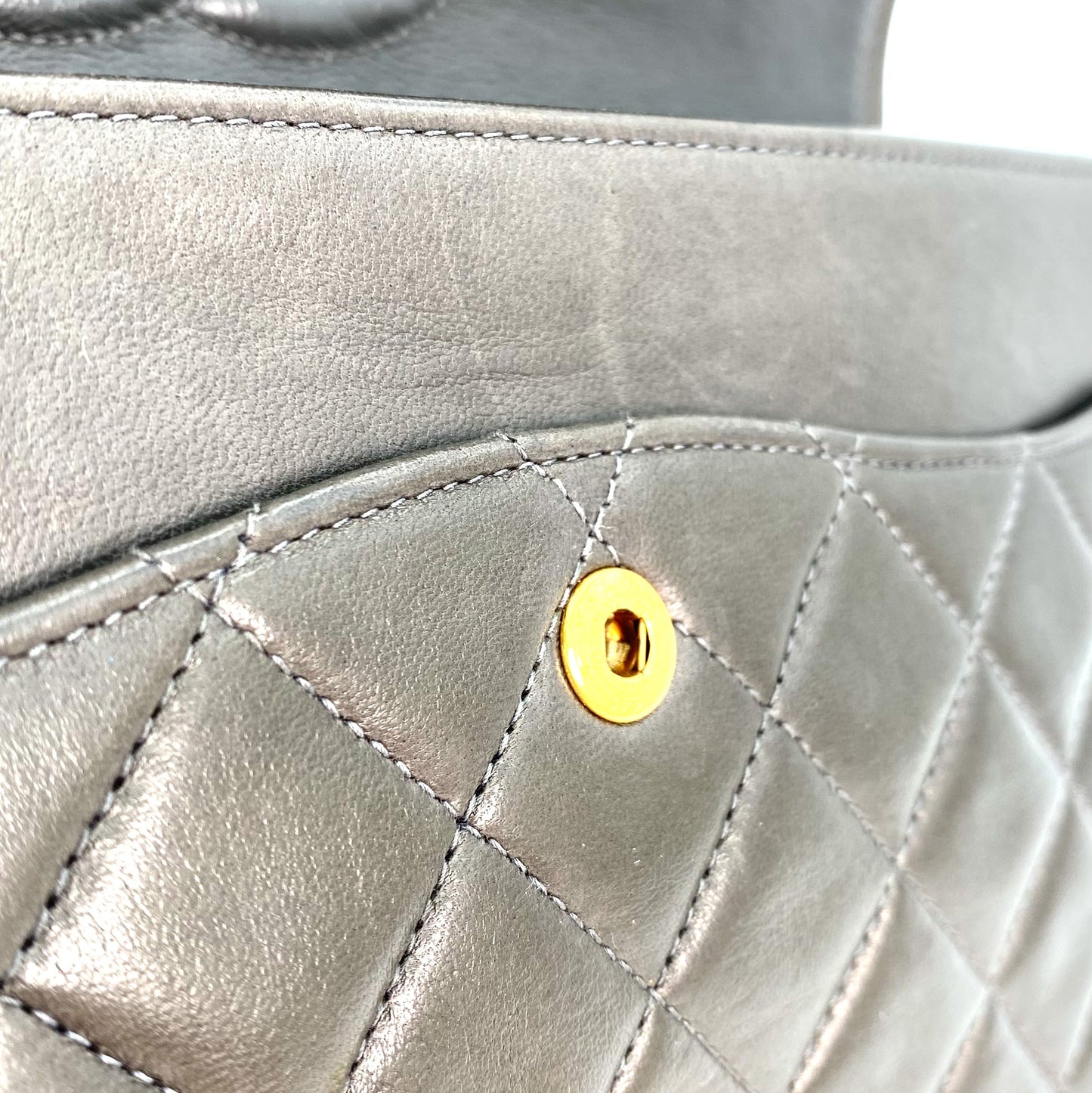 Samara, 3 Series Medium Classic Flap Grey Lambskin with seal and card