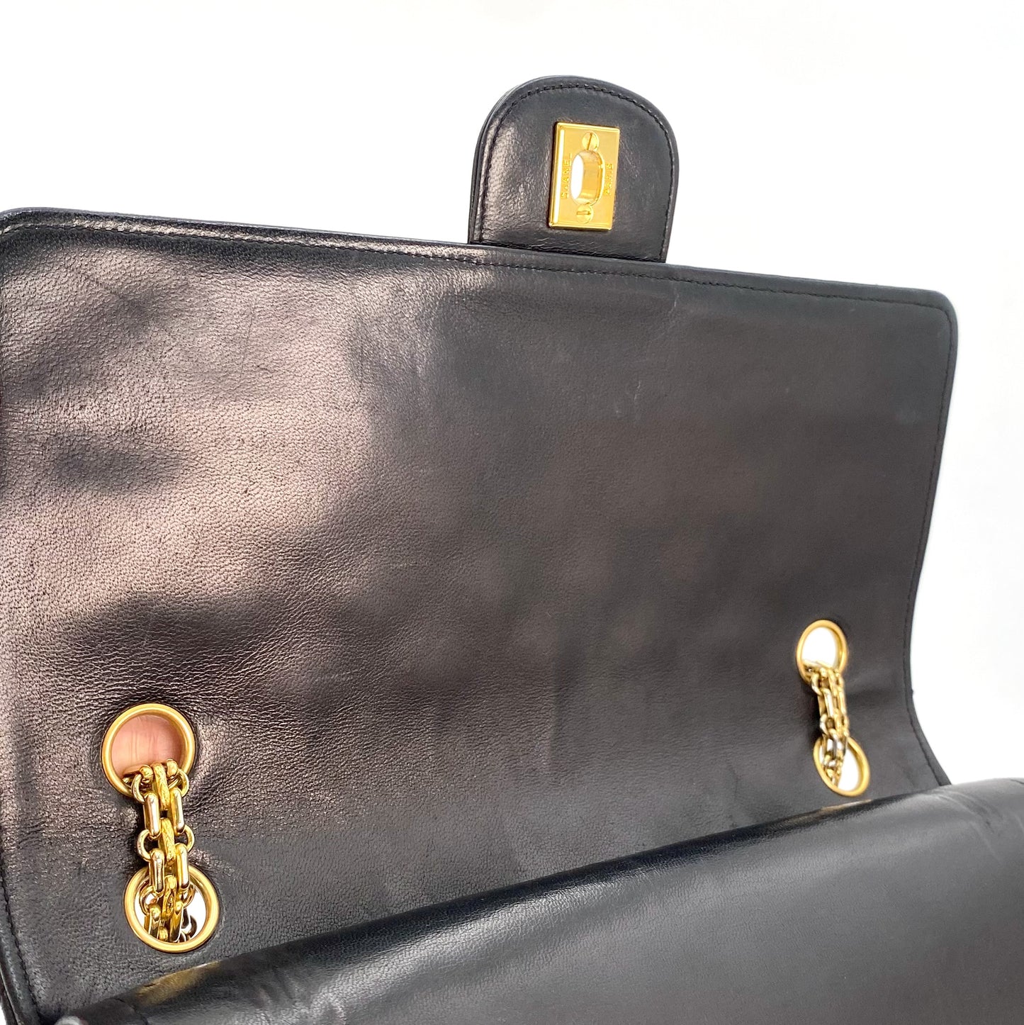 Aria, 0 series Vintage Flap with Reissue Chains Black Lambskin with seal and card