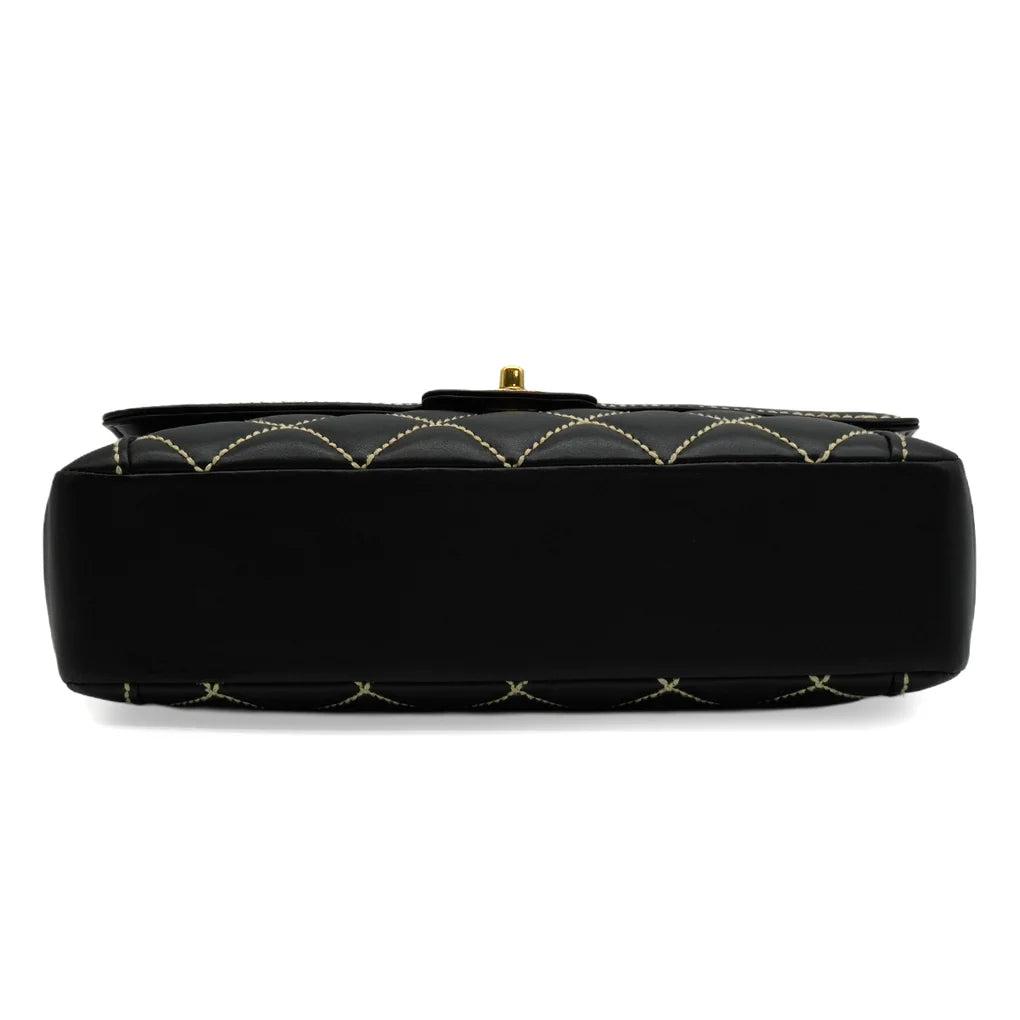 Elsa, 9 Series Wild Stitch Black Top Handle with seal and card