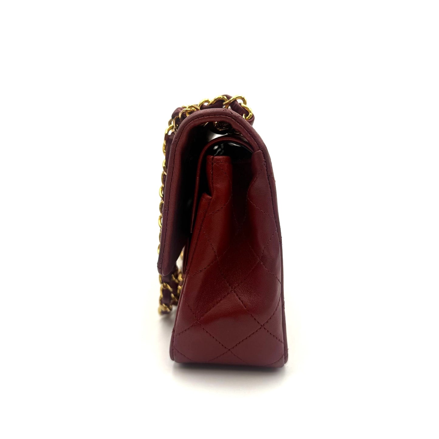 Dahlia, 1 series small classic flap burgundy lambskin with contrast black lining seal and card