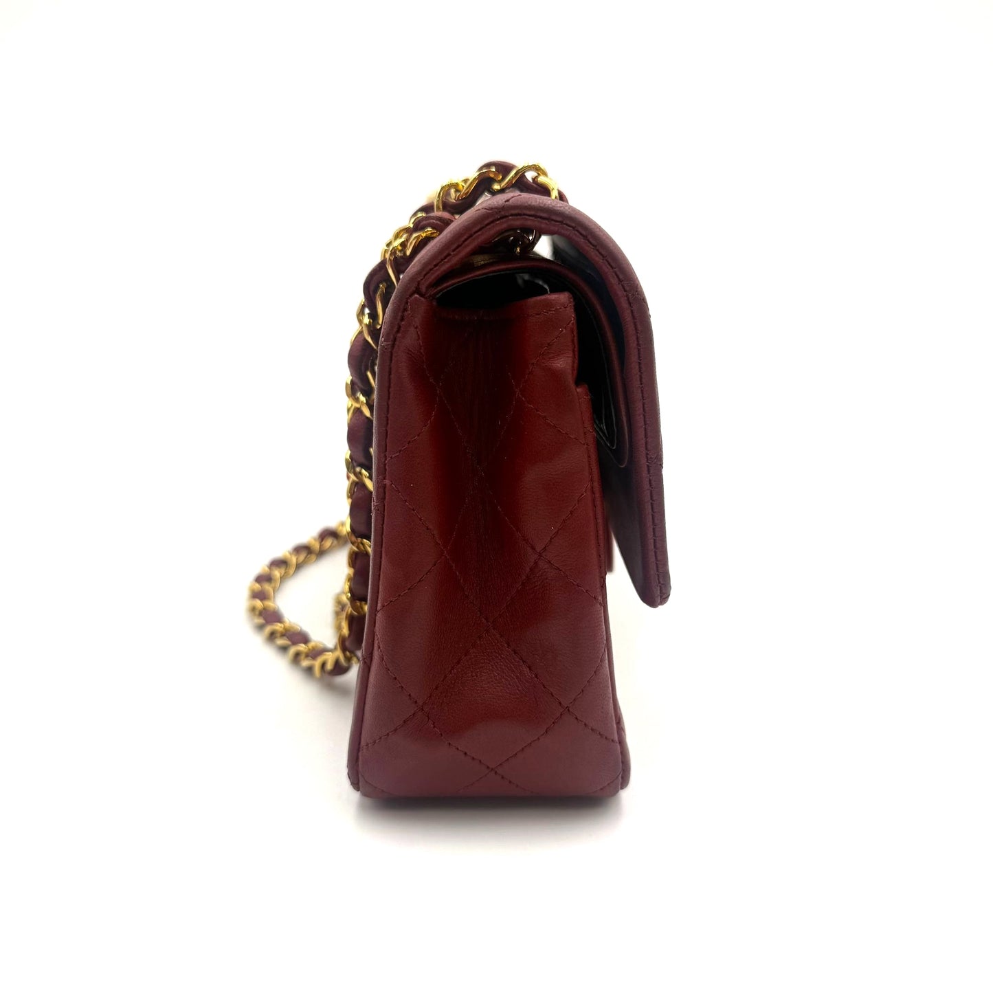 Dahlia, 1 series small classic flap burgundy lambskin with contrast black lining seal and card