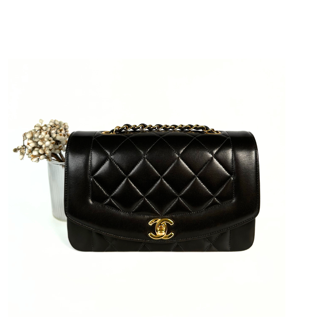 Pioco, 4 Series Small Diana Black Lambskin with seal and card